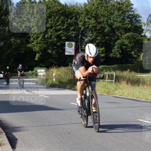 25.08.2024 - Elbe Triathlon Hamburg Fuchs,  Jonas http://msf.ph/oto/6856964 25.08.2024 09:20:37 Radfahren 274, 224, 316, 159, 245, 80, 433 meine-sportfotos.de