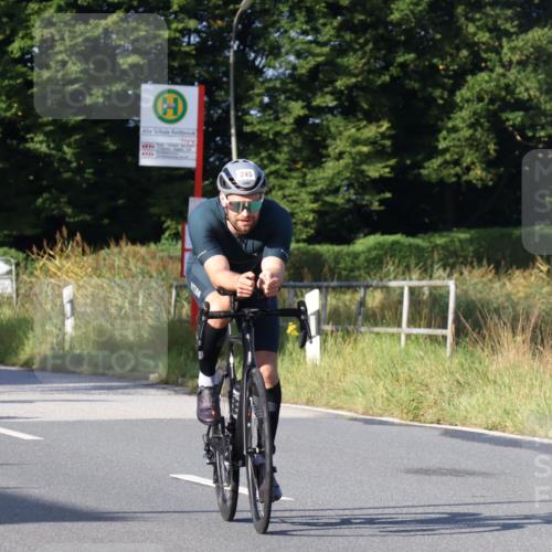 25.08.2024 - Elbe Triathlon Hamburg Fuchs,  Jonas http://msf.ph/oto/6856995 25.08.2024 09:20:39 Radfahren 316, 159, 245, 80, 433 meine-sportfotos.de