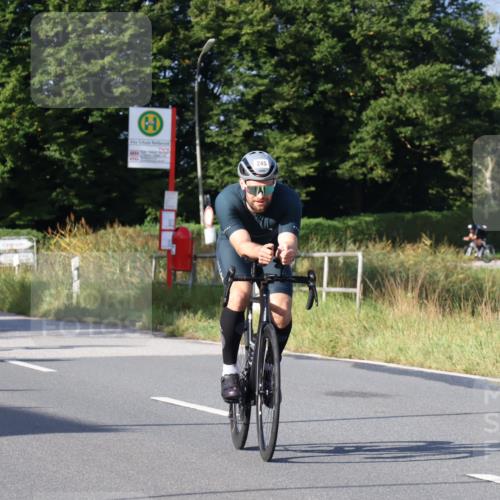 25.08.2024 - Elbe Triathlon Hamburg Fuchs,  Jonas http://msf.ph/oto/6857000 25.08.2024 09:20:39 Radfahren 316, 159, 245, 80, 433 meine-sportfotos.de