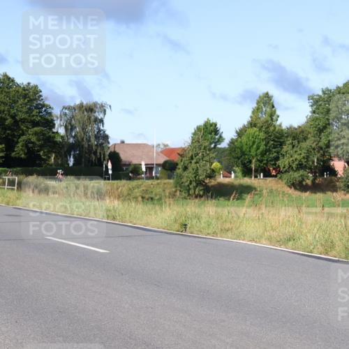 25.08.2024 - Elbe Triathlon Hamburg Fuchs,  Jonas http://msf.ph/oto/6857135 25.08.2024 09:20:50 Radfahren 424, 100, 203 meine-sportfotos.de