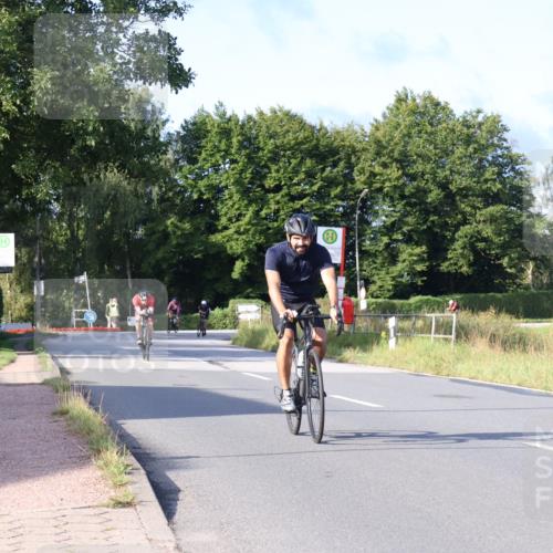 25.08.2024 - Elbe Triathlon Hamburg Fuchs,  Jonas http://msf.ph/oto/6857307 25.08.2024 09:21:02 Radfahren 203, 1850, 89, 399, 267, 79, 39 meine-sportfotos.de