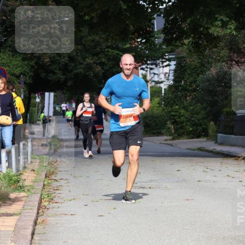 25.08.2024 - 20. Blankeneser Heldenlauf Strokosch-Dieckow http://msf.ph/oto/6857450 25.08.2024 09:48:43 Ziel 112, 216, 250 meine-sportfotos.de