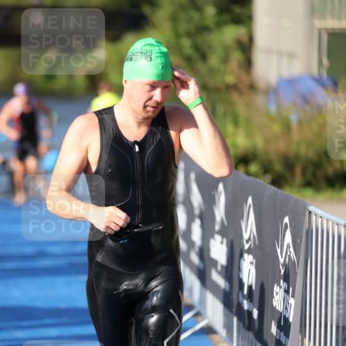 25.08.2024 - Elbe Triathlon Hamburg H.Heesch http://msf.ph/oto/6857888 25.08.2024 09:07:26 Schwimmen 224, 234, 321, 325, 326, 1851 meine-sportfotos.de