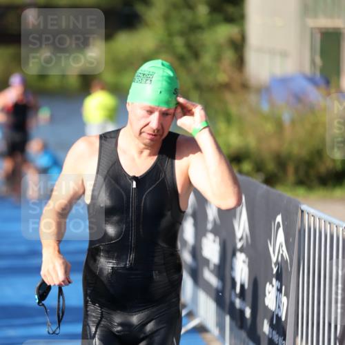 25.08.2024 - Elbe Triathlon Hamburg H.Heesch http://msf.ph/oto/6857905 25.08.2024 09:07:26 Schwimmen 224, 234, 321, 325, 326, 1851 meine-sportfotos.de