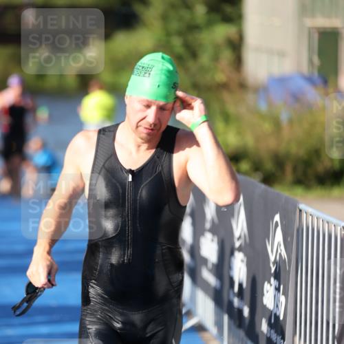 25.08.2024 - Elbe Triathlon Hamburg H.Heesch http://msf.ph/oto/6857910 25.08.2024 09:07:26 Schwimmen 224, 234, 321, 325, 326, 1851 meine-sportfotos.de