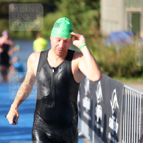 25.08.2024 - Elbe Triathlon Hamburg H.Heesch http://msf.ph/oto/6857918 25.08.2024 09:07:27 Schwimmen 224, 234, 321, 325, 326, 1851 meine-sportfotos.de