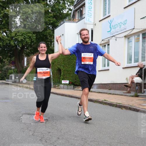 25.08.2024 - 20. Blankeneser Heldenlauf Strokosch-Dieckow http://msf.ph/oto/6857932 25.08.2024 09:49:55 Ziel 119, 211, 212 meine-sportfotos.de