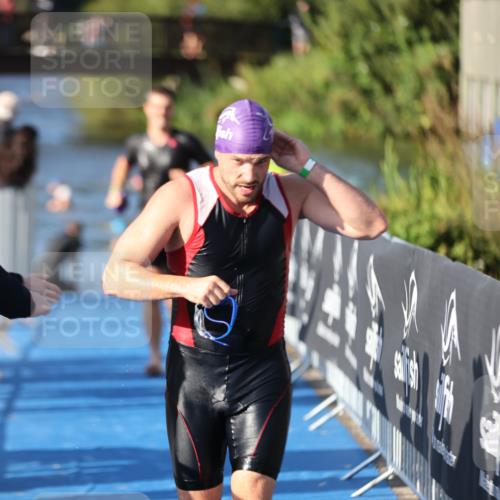 25.08.2024 - Elbe Triathlon Hamburg H.Heesch http://msf.ph/oto/6857942 25.08.2024 09:07:33 Schwimmen 224, 234, 280, 321, 326, 1851 meine-sportfotos.de