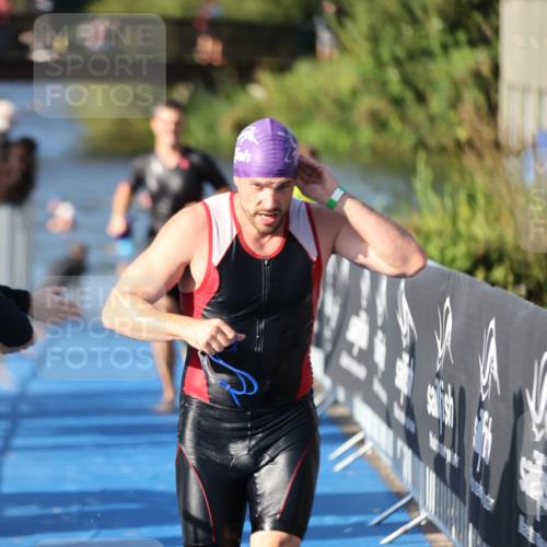 25.08.2024 - Elbe Triathlon Hamburg H.Heesch http://msf.ph/oto/6857947 25.08.2024 09:07:33 Schwimmen 224, 234, 280, 321, 326, 1851 meine-sportfotos.de