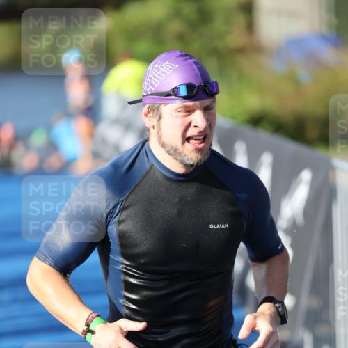 25.08.2024 - Elbe Triathlon Hamburg H.Heesch http://msf.ph/oto/6858146 25.08.2024 09:07:50 Schwimmen 234, 268, 269, 279, 280, 359, 1851 meine-sportfotos.de