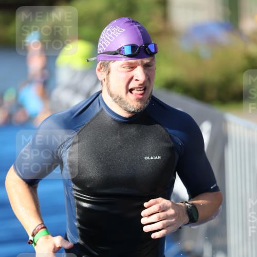25.08.2024 - Elbe Triathlon Hamburg H.Heesch http://msf.ph/oto/6858157 25.08.2024 09:07:50 Schwimmen 234, 268, 269, 279, 280, 359, 1851 meine-sportfotos.de