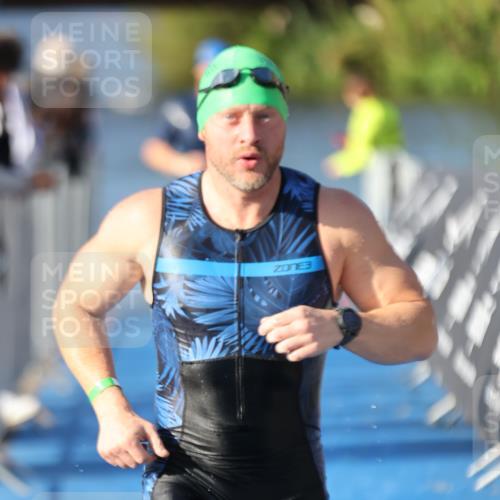 25.08.2024 - Elbe Triathlon Hamburg H.Heesch http://msf.ph/oto/6858342 25.08.2024 09:08:08 Schwimmen 268, 269, 279, 300, 359 meine-sportfotos.de