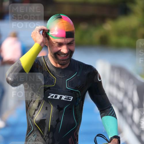 25.08.2024 - Elbe Triathlon Hamburg H.Heesch http://msf.ph/oto/6859946 25.08.2024 09:13:36 Schwimmen 220, 340, 342, 408, 410, 443 meine-sportfotos.de