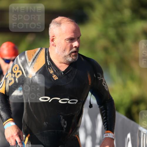 25.08.2024 - Elbe Triathlon Hamburg H.Heesch http://msf.ph/oto/6860287 25.08.2024 09:14:25 Schwimmen 338, 404, 414, 415, 419, 465 meine-sportfotos.de