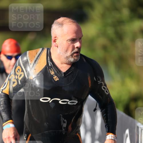 25.08.2024 - Elbe Triathlon Hamburg H.Heesch http://msf.ph/oto/6860291 25.08.2024 09:14:25 Schwimmen 338, 404, 414, 415, 419, 465 meine-sportfotos.de