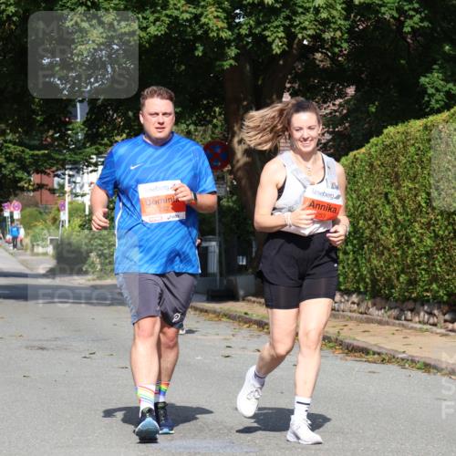 25.08.2024 - 20. Blankeneser Heldenlauf Strokosch-Dieckow http://msf.ph/oto/6860319 25.08.2024 10:06:54 Ziel 106, 252, 253 meine-sportfotos.de