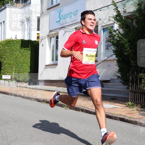 25.08.2024 - 20. Blankeneser Heldenlauf Strokosch-Dieckow http://msf.ph/oto/6861022 25.08.2024 10:14:19 Ziel 6285, 6389, 6439 meine-sportfotos.de