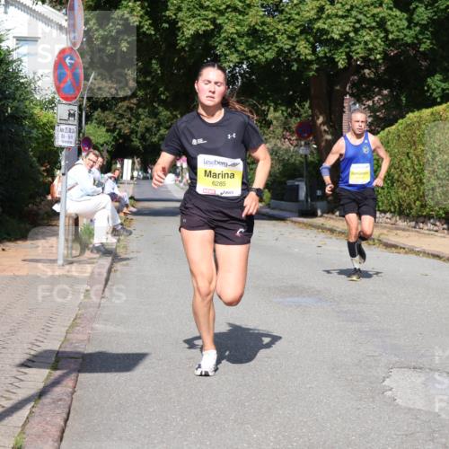 25.08.2024 - 20. Blankeneser Heldenlauf Strokosch-Dieckow http://msf.ph/oto/6861121 25.08.2024 10:14:27 Ziel 6285, 6439 meine-sportfotos.de