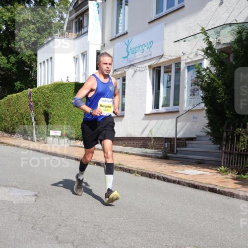 25.08.2024 - 20. Blankeneser Heldenlauf Strokosch-Dieckow http://msf.ph/oto/6861168 25.08.2024 10:14:29 Ziel 6285, 6439 meine-sportfotos.de