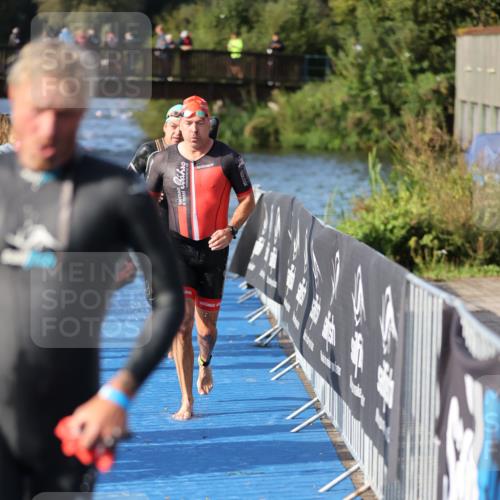 25.08.2024 - Elbe Triathlon Hamburg H.Heesch http://msf.ph/oto/6861778 25.08.2024 09:18:31 Schwimmen 333, 341, 357, 361, 368, 374, 384, 388, 406, 418 meine-sportfotos.de