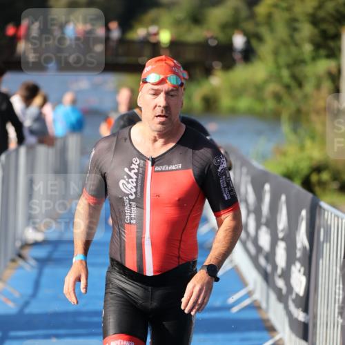 25.08.2024 - Elbe Triathlon Hamburg H.Heesch http://msf.ph/oto/6861823 25.08.2024 09:18:33 Schwimmen 333, 341, 355, 357, 361, 368, 374, 388, 406, 418 meine-sportfotos.de