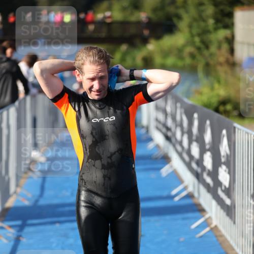 25.08.2024 - Elbe Triathlon Hamburg H.Heesch http://msf.ph/oto/6861899 25.08.2024 09:18:39 Schwimmen 221, 333, 341, 355, 357, 374, 406, 418 meine-sportfotos.de