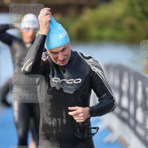 25.08.2024 - Elbe Triathlon Hamburg H.Heesch http://msf.ph/oto/6862425 25.08.2024 09:19:22 Schwimmen 214, 358, 366, 373, 376, 383, 397, 398, 400, 407, 431, 528 meine-sportfotos.de