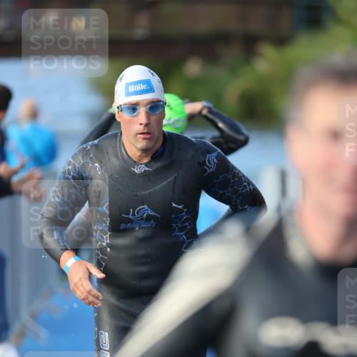 25.08.2024 - Elbe Triathlon Hamburg H.Heesch http://msf.ph/oto/6862474 25.08.2024 09:19:23 Schwimmen 214, 358, 366, 373, 376, 383, 397, 398, 400, 407, 431, 528 meine-sportfotos.de