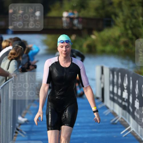 25.08.2024 - Elbe Triathlon Hamburg H.Heesch http://msf.ph/oto/6862593 25.08.2024 09:29:57 Schwimmen 451, 463, 506, 508, 548, 553 meine-sportfotos.de