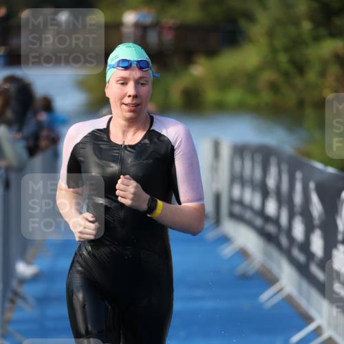 25.08.2024 - Elbe Triathlon Hamburg H.Heesch http://msf.ph/oto/6862603 25.08.2024 09:29:58 Schwimmen 451, 452, 463, 506, 508, 534, 548, 553 meine-sportfotos.de