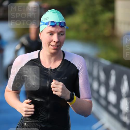 25.08.2024 - Elbe Triathlon Hamburg H.Heesch http://msf.ph/oto/6862641 25.08.2024 09:29:58 Schwimmen 451, 452, 463, 506, 508, 534, 548, 553 meine-sportfotos.de