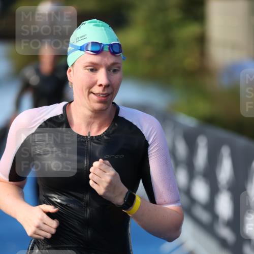 25.08.2024 - Elbe Triathlon Hamburg H.Heesch http://msf.ph/oto/6862647 25.08.2024 09:29:59 Schwimmen 451, 452, 463, 506, 508, 534, 548, 553 meine-sportfotos.de