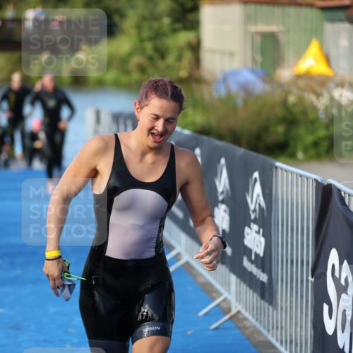 25.08.2024 - Elbe Triathlon Hamburg H.Heesch http://msf.ph/oto/6862740 25.08.2024 09:30:03 Schwimmen 451, 452, 463, 470, 506, 508, 534, 548, 553 meine-sportfotos.de