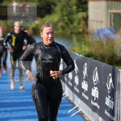 25.08.2024 - Elbe Triathlon Hamburg H.Heesch http://msf.ph/oto/6862759 25.08.2024 09:30:08 Schwimmen 451, 452, 463, 470, 506, 508, 515, 534, 548, 553 meine-sportfotos.de