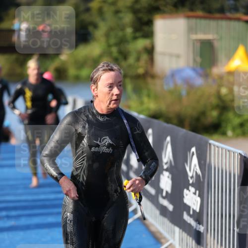 25.08.2024 - Elbe Triathlon Hamburg H.Heesch http://msf.ph/oto/6862785 25.08.2024 09:30:08 Schwimmen 451, 452, 463, 470, 506, 508, 515, 534, 548, 553 meine-sportfotos.de