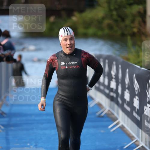 25.08.2024 - Elbe Triathlon Hamburg H.Heesch http://msf.ph/oto/6862981 25.08.2024 09:30:54 Schwimmen 544 meine-sportfotos.de