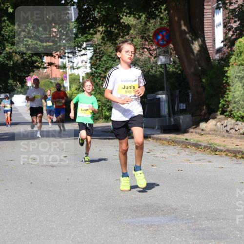 25.08.2024 - 20. Blankeneser Heldenlauf Strokosch-Dieckow http://msf.ph/oto/6862995 25.08.2024 10:22:32 Ziel 6406, 6528, 6531 meine-sportfotos.de