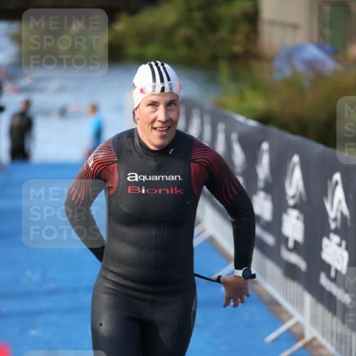 25.08.2024 - Elbe Triathlon Hamburg H.Heesch http://msf.ph/oto/6863007 25.08.2024 09:30:55 Schwimmen 544 meine-sportfotos.de