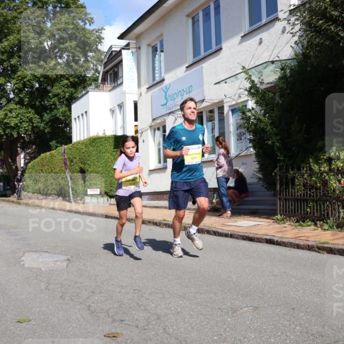 25.08.2024 - 20. Blankeneser Heldenlauf Strokosch-Dieckow http://msf.ph/oto/6863135 25.08.2024 10:22:51 Ziel 6037, 6232, 6236, 6237, 6346, 6382, 6415 meine-sportfotos.de
