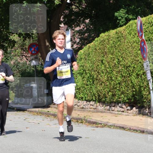 25.08.2024 - 20. Blankeneser Heldenlauf Strokosch-Dieckow http://msf.ph/oto/6863182 25.08.2024 10:22:59 Ziel 6037, 6059, 6346, 6382, 6445 meine-sportfotos.de