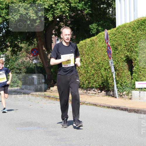 25.08.2024 - 20. Blankeneser Heldenlauf Strokosch-Dieckow http://msf.ph/oto/6863203 25.08.2024 10:23:02 Ziel 6059, 6182, 6346, 6382, 6445 meine-sportfotos.de