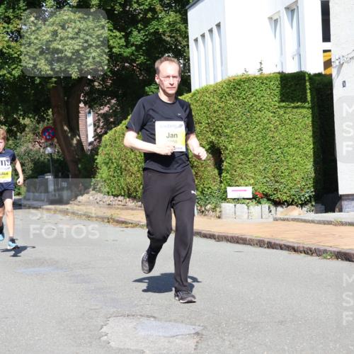 25.08.2024 - 20. Blankeneser Heldenlauf Strokosch-Dieckow http://msf.ph/oto/6863216 25.08.2024 10:23:02 Ziel 6059, 6182, 6346, 6382, 6445 meine-sportfotos.de