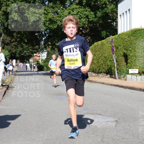 25.08.2024 - 20. Blankeneser Heldenlauf Strokosch-Dieckow http://msf.ph/oto/6863227 25.08.2024 10:23:04 Ziel 6059, 6182, 6346, 6382, 6445 meine-sportfotos.de