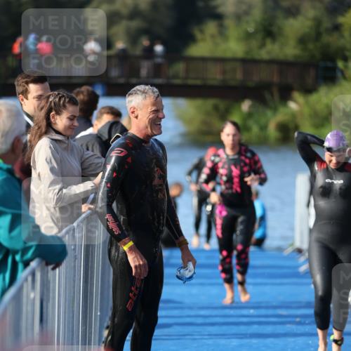 25.08.2024 - Elbe Triathlon Hamburg H.Heesch http://msf.ph/oto/6863228 25.08.2024 09:31:46 Schwimmen 450, 468, 497, 512, 525, 543 meine-sportfotos.de