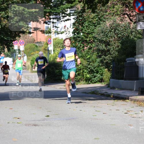 25.08.2024 - 20. Blankeneser Heldenlauf Strokosch-Dieckow http://msf.ph/oto/6863252 25.08.2024 10:23:07 Ziel 6059, 6182, 6445 meine-sportfotos.de