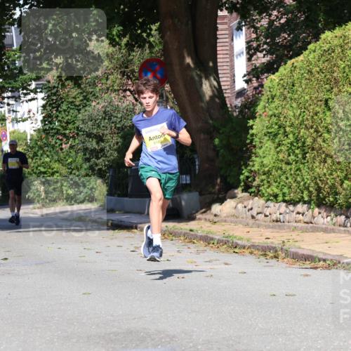25.08.2024 - 20. Blankeneser Heldenlauf Strokosch-Dieckow http://msf.ph/oto/6863266 25.08.2024 10:23:11 Ziel 6182, 6445, 6492 meine-sportfotos.de