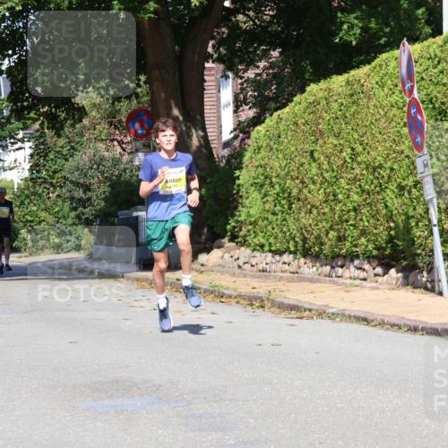 25.08.2024 - 20. Blankeneser Heldenlauf Strokosch-Dieckow http://msf.ph/oto/6863270 25.08.2024 10:23:11 Ziel 6182, 6445, 6492 meine-sportfotos.de