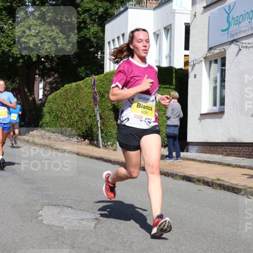 25.08.2024 - 20. Blankeneser Heldenlauf Strokosch-Dieckow http://msf.ph/oto/6863358 25.08.2024 10:23:39 Ziel 6001, 6091, 6110, 6167, 6511, 6515 meine-sportfotos.de