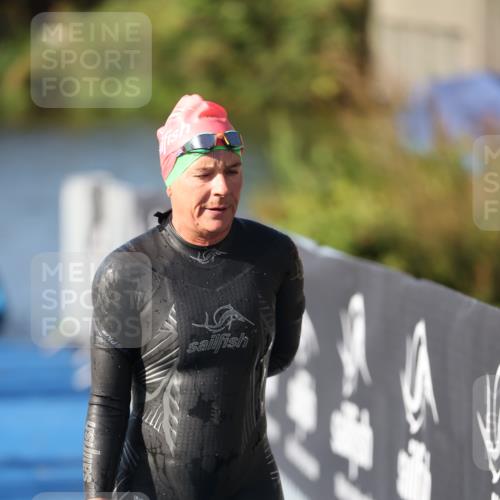 25.08.2024 - Elbe Triathlon Hamburg H.Heesch http://msf.ph/oto/6863372 25.08.2024 09:32:31 Schwimmen 507, 545 meine-sportfotos.de