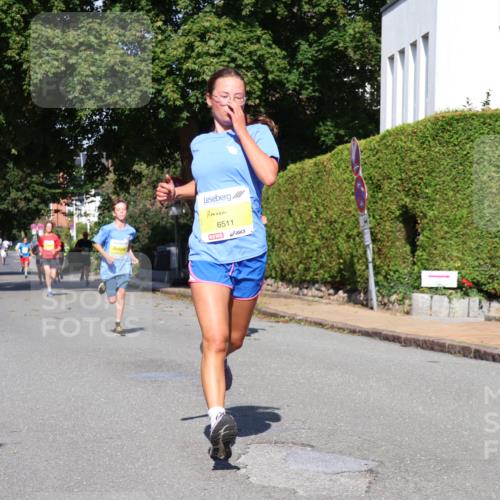 25.08.2024 - 20. Blankeneser Heldenlauf Strokosch-Dieckow http://msf.ph/oto/6863373 25.08.2024 10:23:41 Ziel 6001, 6091, 6110, 6167, 6511 meine-sportfotos.de